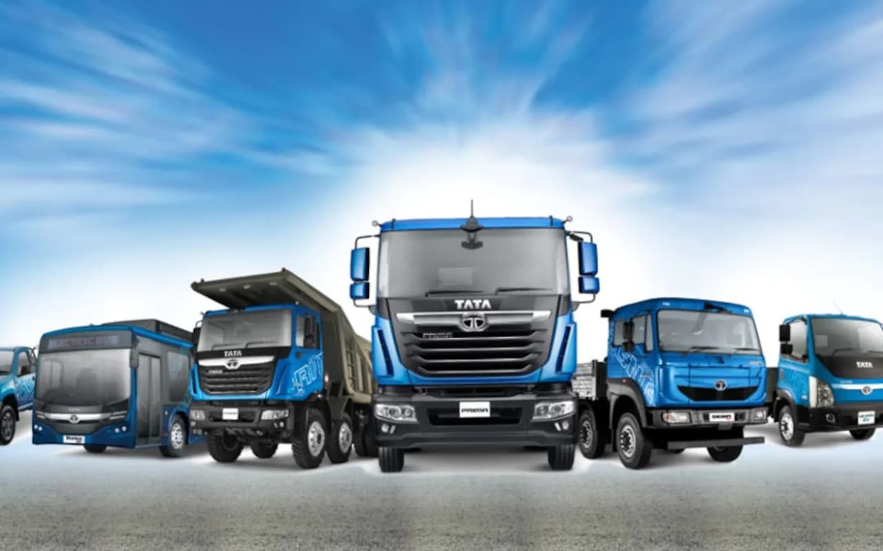 Tata Motors Price Hike: अप्रैल से महंगी हो जाएंगी टाटा की गाड़ियां, पढ़ें पूरी खबर