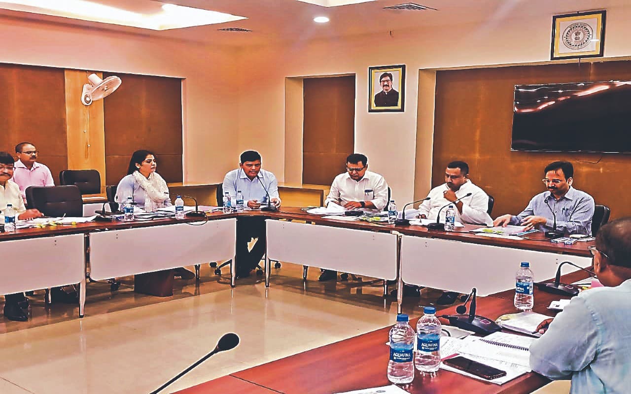 जमशेदपुर के लोगों के लिए दो बड़ी घोषणा, सरकार ने मानगो व जुगसलाई में होल्डिंग वसूली पर लगाई रोक