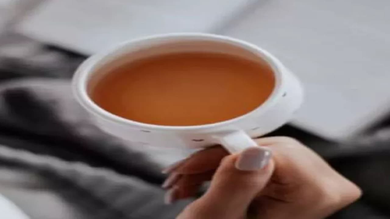 Benefits of Tea: चाय पीने से मौत का खतरा कम, जानें इसके अनोखे फायदे