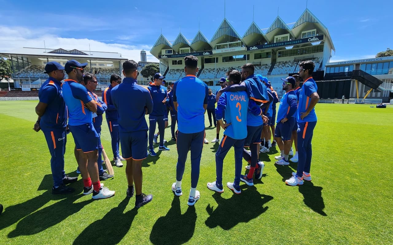 IND vs BAN: बांग्लादेश पहुंची रोहित शर्मा एंड कंपनी, टीम इंडिया आज से शुरू करेगी अभ्यास