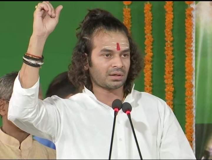 Tejpratap पापा लालू प्रसाद यादव को भगवान मानते हैं लेकिन उनकी तरह किंग नहीं बनना चाहते, क्यों... जानिए इस वीडियो इंटरव्यू से