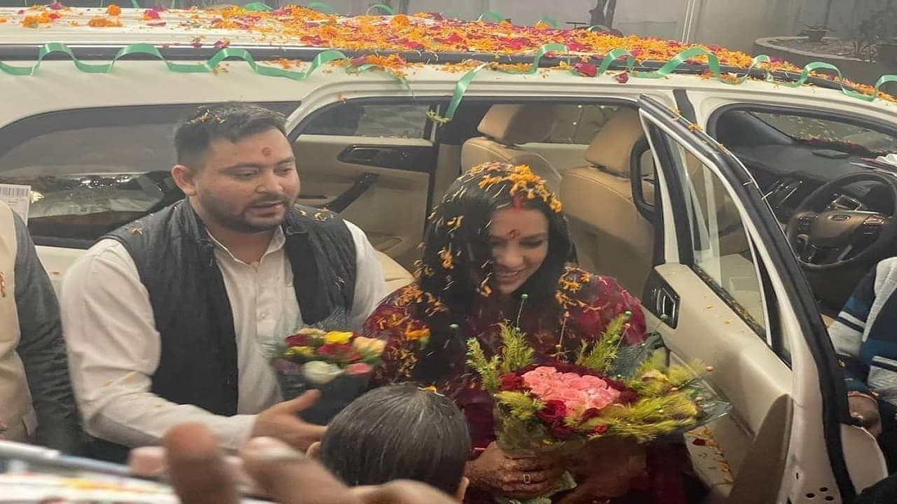 राजश्री यादव के साथ गोपालगंज जा रहे हैं तेजस्वी यादव, थावे मंदिर के सौंदर्यीकरण का करेंगे शिलान्यास