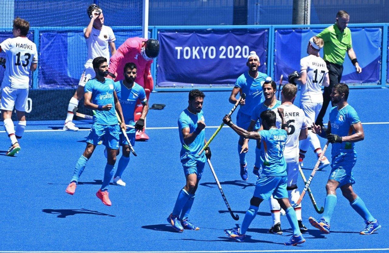 चक दे इंडिया! पूरे देश पर छाया जीत का खुमार, कहीं सड़कों पर नाच रहे लोग तो कहीं छूट रहे पटाखे, देखें वीडियो
