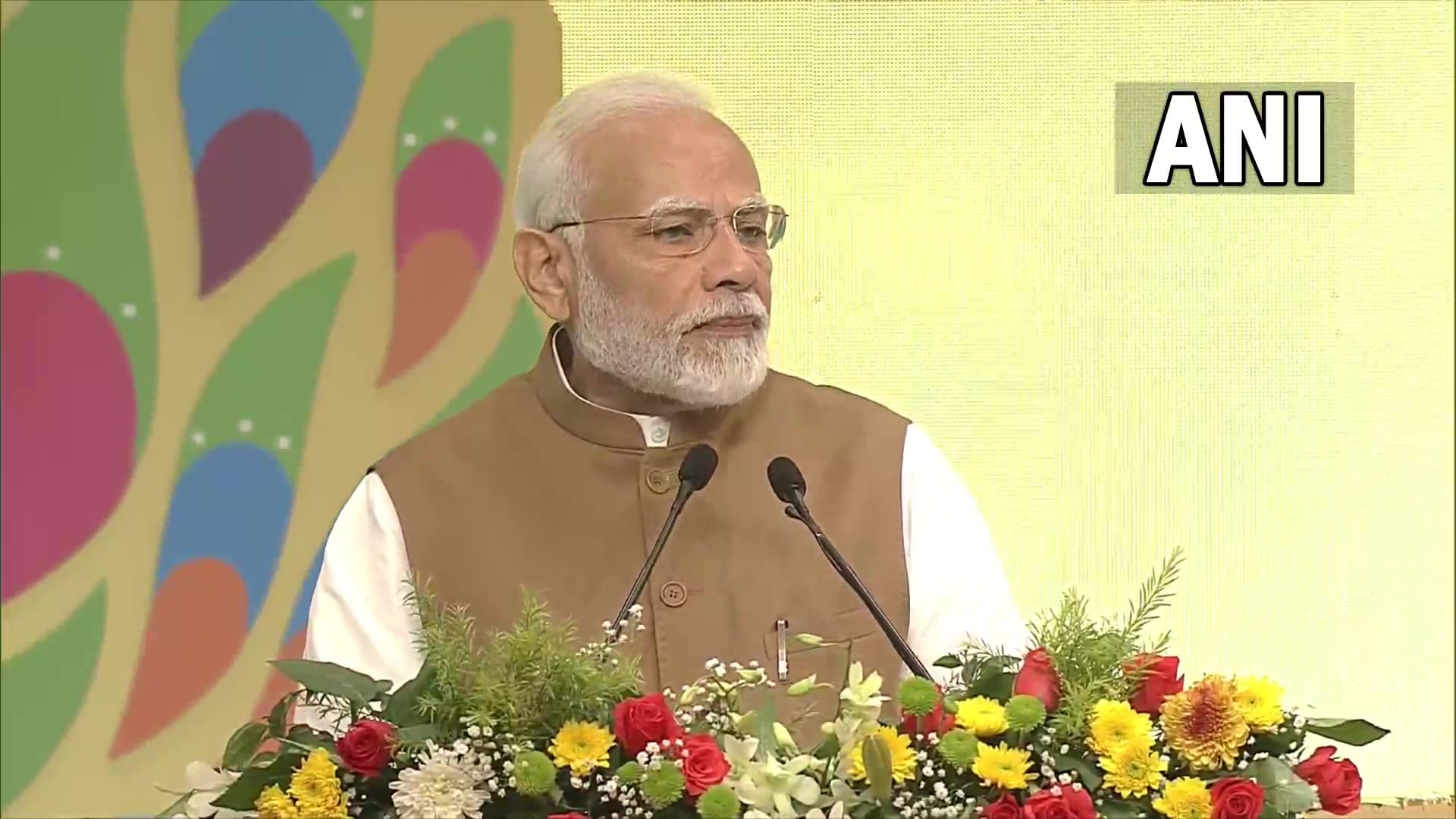 'आतंकवाद दुनिया के लिए बड़ा खतरा' नो मनी फॉर टेरर समिट में बोले पीएम मोदी- मददगारों की पहचान जरूरी