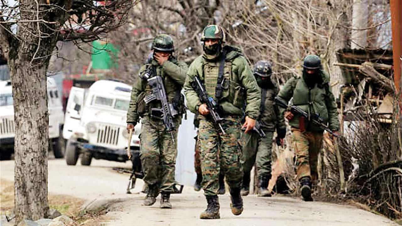 जम्मू में आतंकवादियों से संबंध रखने के मामले में संदिग्ध के घर पर एसआईए की छापेमारी
