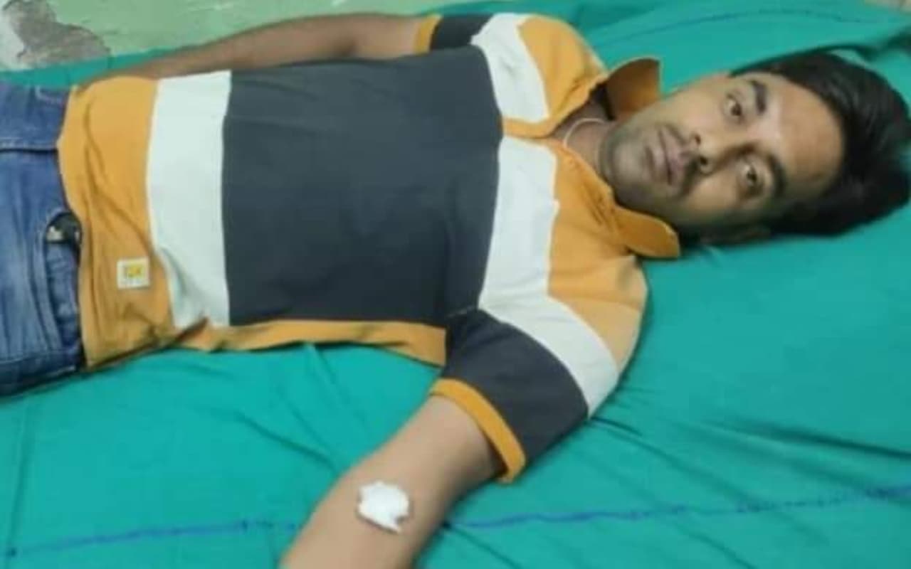 डोनर की तलाश में दर-दर भटक रहे थे श्यामल, युवक ने रोजा तोड़ किया रक्तदान, कहा- 'खून का कोई धर्म नहीं'