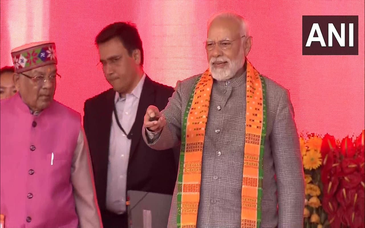 त्रिपुरा को पीएम मोदी ने दी 4350 करोड़ की सौगात, 2 लाख से अधिक लोगों के लिए ‘गृह प्रवेश’ कार्यक्रम, Video त्रिपुरा को पीएम मोदी ने दी 4350 करोड़ की सौगात, 2 लाख से अधिक लोगों के लिए ‘गृह प्रवेश’ कार्यक्रम, Video
