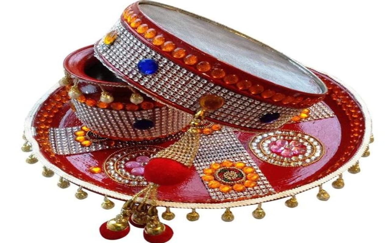 Karwa Chauth 2023 Thali Design: करवा चौथ की थाली को ऐसे बनाएं आकर्षक, अपनाएं ये डिजाइन