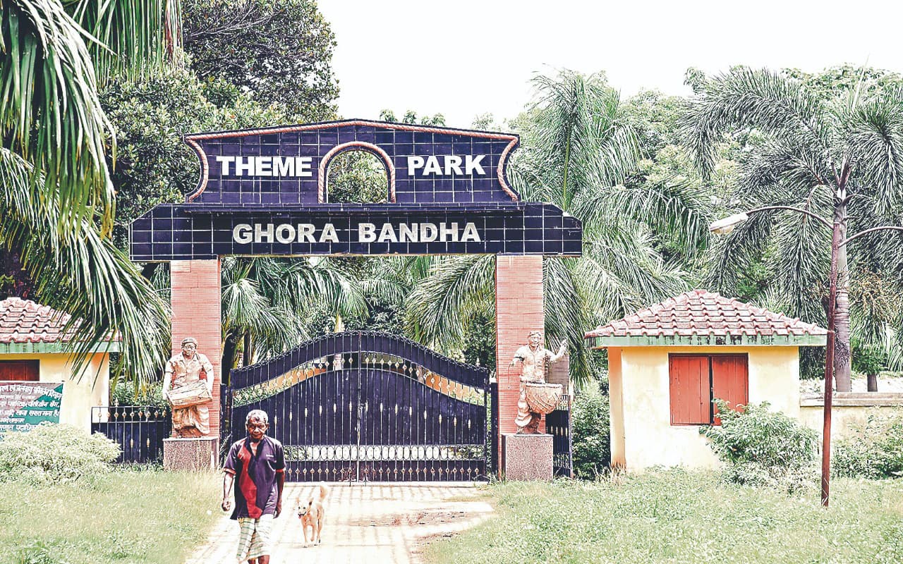 Jharkhand News: लाखों खर्च कर बना जमशेदपुर का थीम पार्क, पर देखरेख के अभाव में हुआ खंडहर