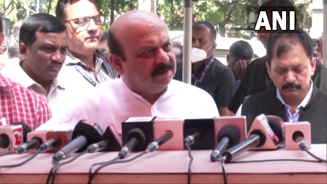 Karnataka Politics: कांग्रेस के बयान पर CM बोम्मई ने किया कटाक्ष, कहा- सिद्धारमैया द्रविड़ है या आर्य