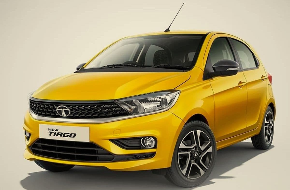 Tata Tiago के XT वेरिएंट को जल्द किया जाएगा लॉन्च, जानें कीमत और स्पेसिफिकेशन्स से जुड़ी बातें