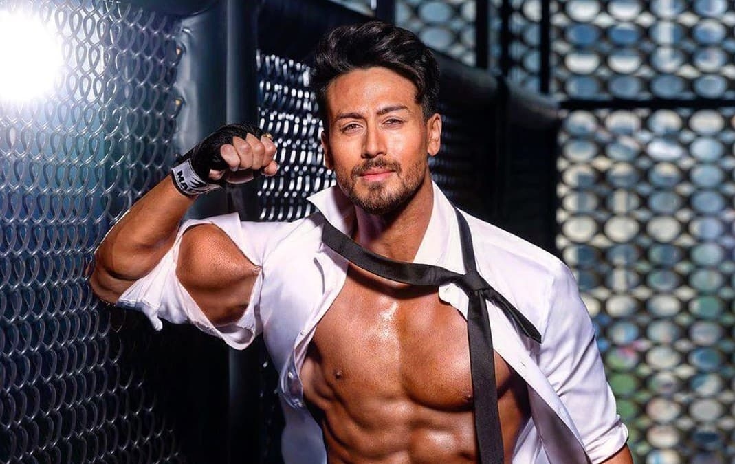 Happy Birthday Tiger Shroff: तो इसलिए सोमवार को व्रत रखते हैं टाइगर . . .
