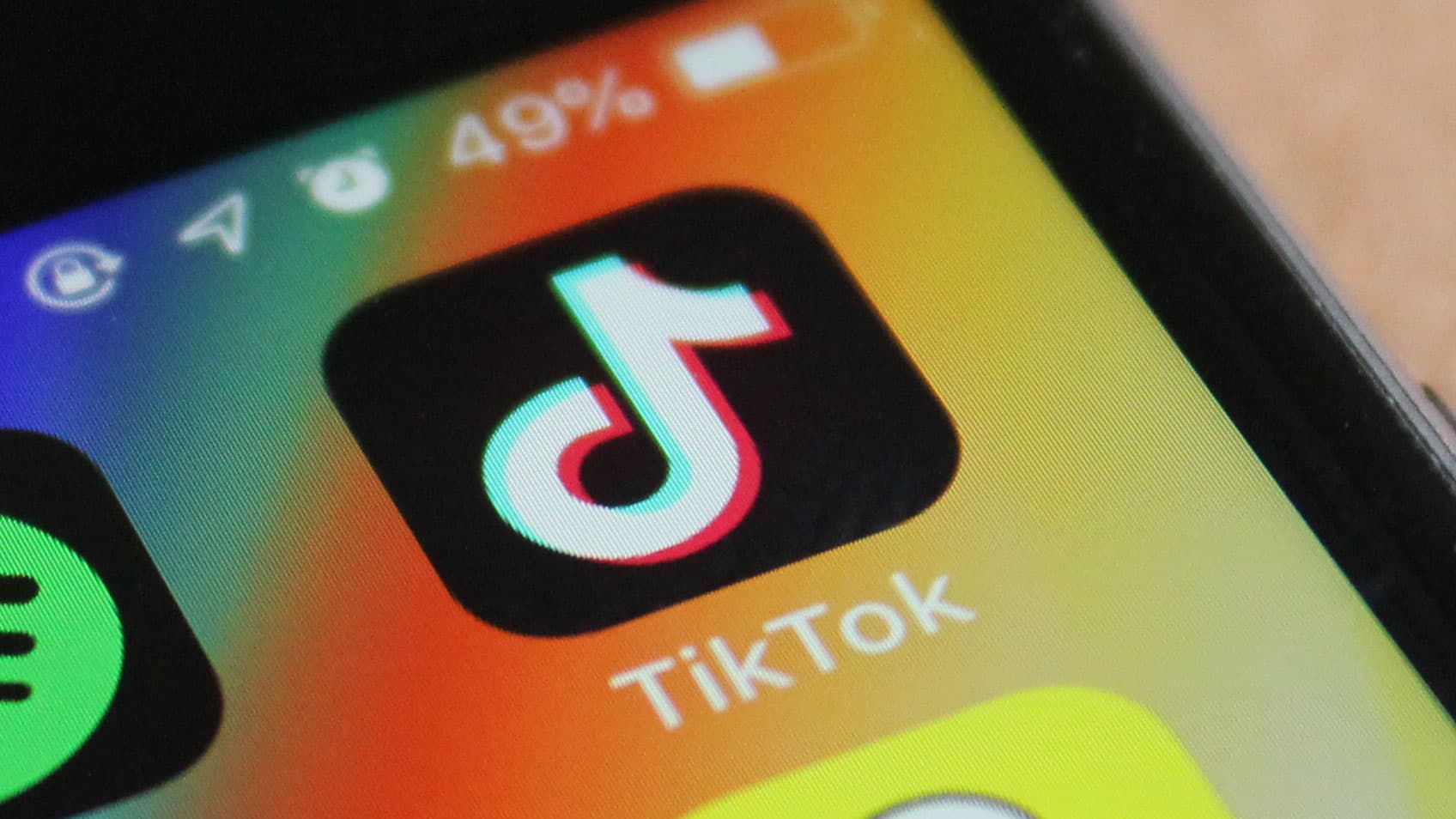 TikTok पर बच्चे क्या देखें और क्या नहीं, ये आप कर सकेंगे कंट्रोल, जानें कैसे TikTok पर बच्चे क्या देखें और क्या नहीं, ये आप कर सकेंगे कंट्रोल, जानें कैसे