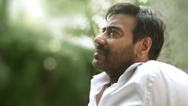 Ajay Devgn का कोरोना वायरस पर बनाया गाना Thahar Ja रिलीज, फैंस बोले- इमोशनल कर दिया