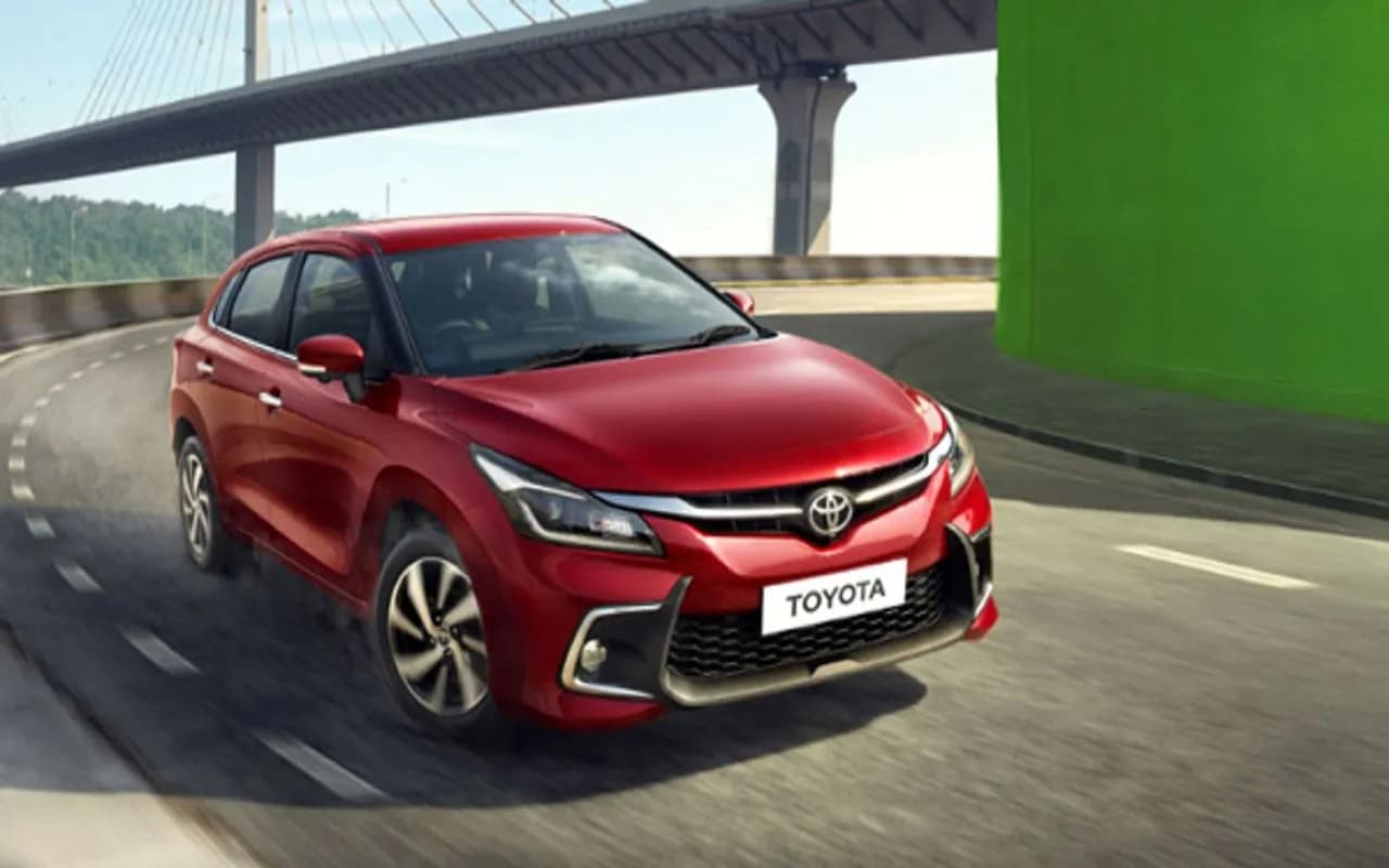 Toyota Glanza E-CNG भारत में लॉन्च, कंपनी ने शुरू की बुकिंग्स, यहां पाएं कीमत और फीचर्स की पूरी जानकारी