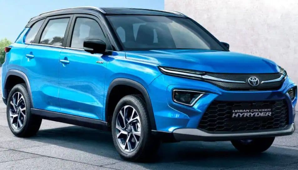 Urban Cruiser Hyryder के साथ Toyota ने मारी कॉम्पैक्ट SUV सेगमेंट में एंट्री