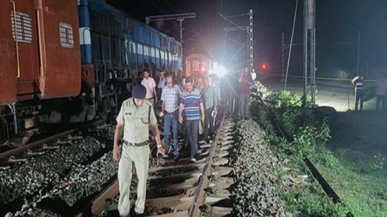 Indian Railways: लापरवाही के कारण दुर्घटनाग्रस्त हुई चंपारण हमसफर एक्सप्रेस,जानें जांच में क्या आया सामने