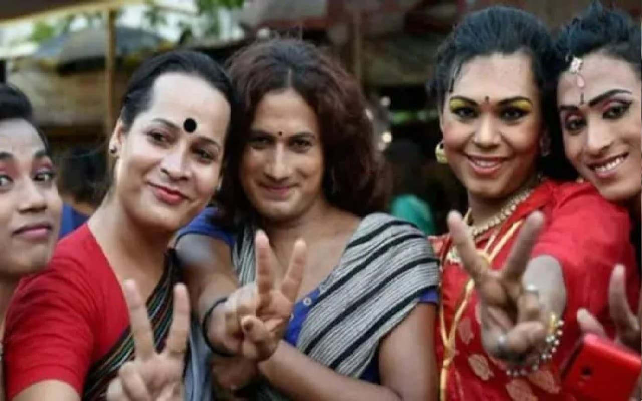 ममता बनर्जी सरकार का बड़ा फैसला, अब ट्रांसजेंडरों को सामान्य श्रेणी में शामिल करने के फैसले को दी मंजूरी