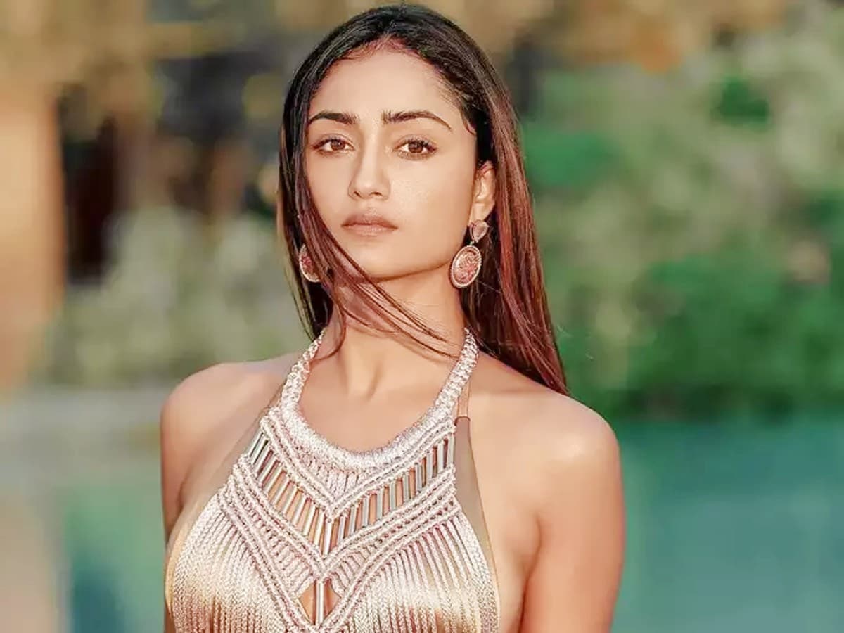 Ashram की 'बबीता' ने Nikamma गाने पर किया जबरदस्त डांस, यूजर्स बोले- बाबा निराला भी दीवाने हो जाएंगे