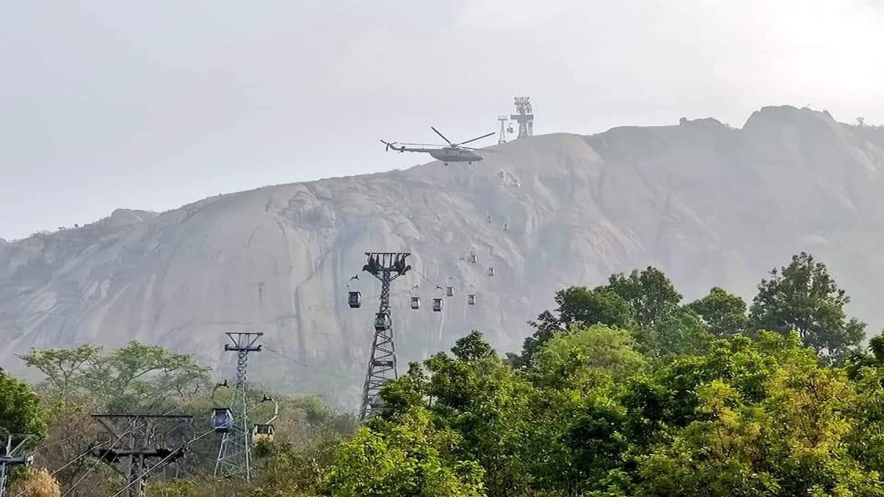 झारखंड का त्रिकूट पहाड़ रोपवे हादसा: 46 लोगों को मिली नयी जिंदगी, 3 लोगों की मौत, रेस्क्यू ऑपरेशन खत्म