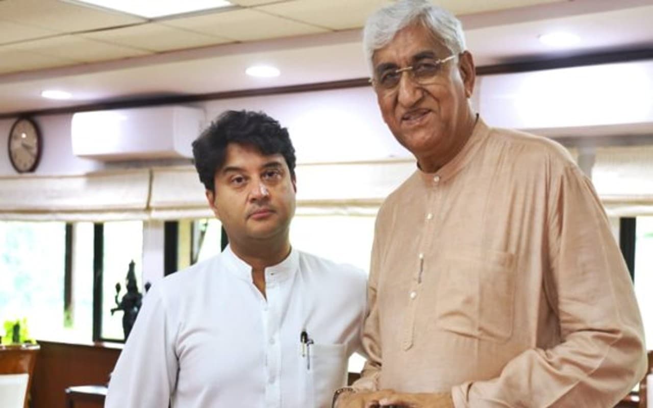 चुनाव से पहले टीएस सिंहदेव ने की ज्योतिरादित्य सिंधिया से मुलाकात, जानें वजह