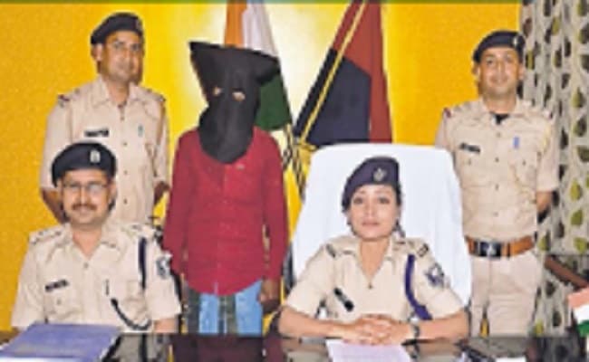 अंतरराज्यीय हथियार तस्कर मो सोनू तीन पिस्टल के साथ गिरफ्तार