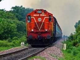 UP Train Live Status: छपरा में ब्लॉक से तीन ट्रेन 31 मार्च से होंगी प्रभावित, सफर से पहले देखें अपडेट