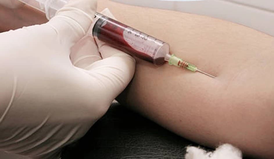 ‘गलत इंजेक्शन’ से हुई लड़के की मौत, अस्पताल में चिता किया जाने लगा तैयार, जानें पूरा मामला