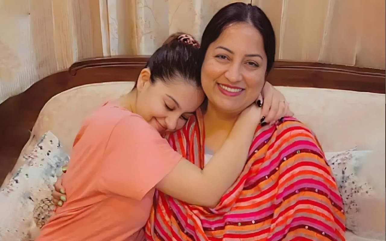 आखिरी वॉइस मैसेज में तुनिशा शर्मा ने अपनी मां से क्या कहा था? मौत से 3 दिन पहले एक्ट्रेस ने कही थी ये बात