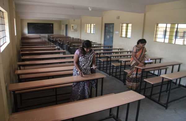 जयपुर के एक स्कूल में 11 बच्चे कोरोना पॉजिटिव, स्कूल बंद,अभी टला नहीं है कोरोना का खतरा