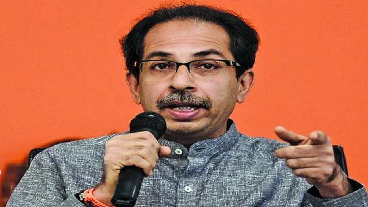 Shiv Sena Rally: उद्धव ठाकरे बोले, मुंबई को महाराष्ट्र से अलग करने के प्रयासों को कभी सफल नहीं होने देंगे
