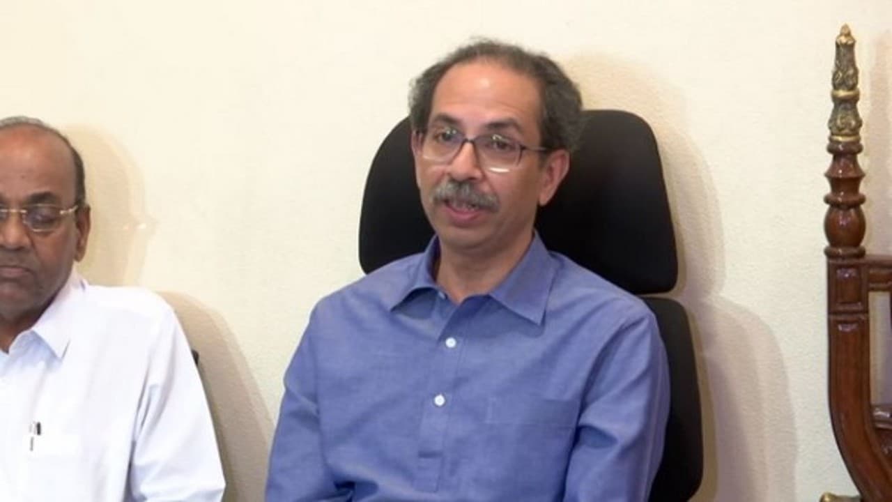 उद्धव ठाकरे ने भगत सिंह कोश्यारी पर साधा निशाना, कहा - राज्यपाल की नियुक्ति के लिए होना चाहिए मानदंड