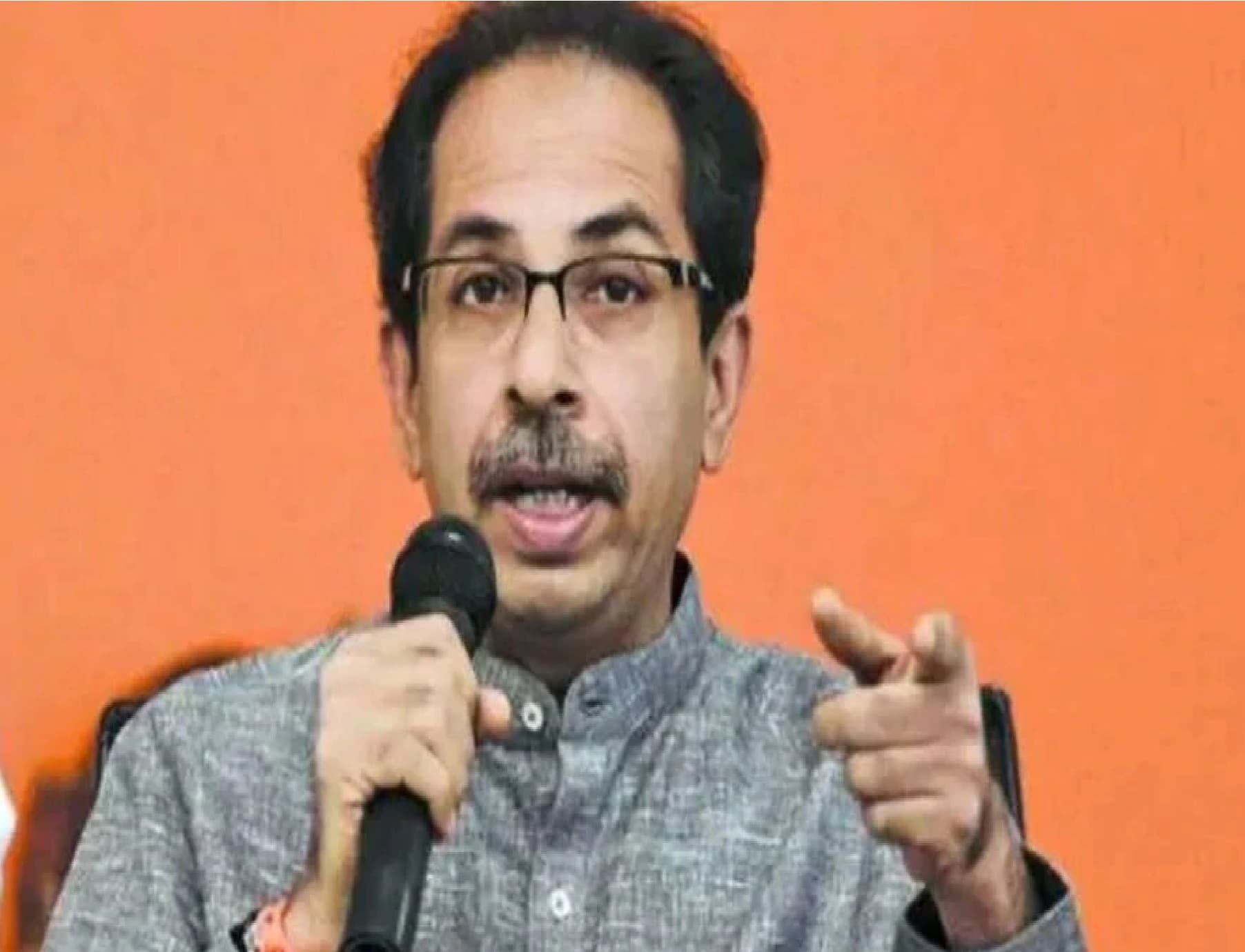 Maharashtra: बीएमसी चुनाव से पहले उद्धव ठाकरे ने VBA संग मिलाया हाथ, BJP-RSS पर साधा निशाना