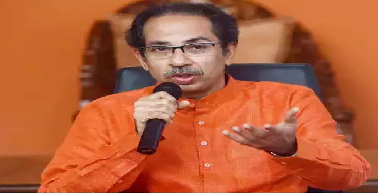 कोरोना संकट के बीच उद्धव ठाकरे सहित 9 लोगों ने MLC की सदस्यता ग्र‍हण की