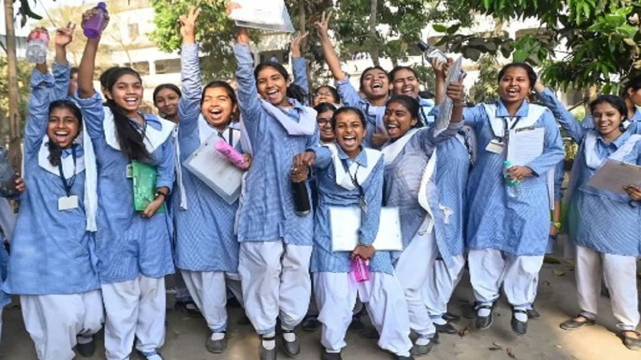 बिहार: 60.5 प्रतिशत छात्राओं को किशोरी स्वास्थ्य योजना का लाभ, जानें क्या है ये स्किम और इसके फायदे