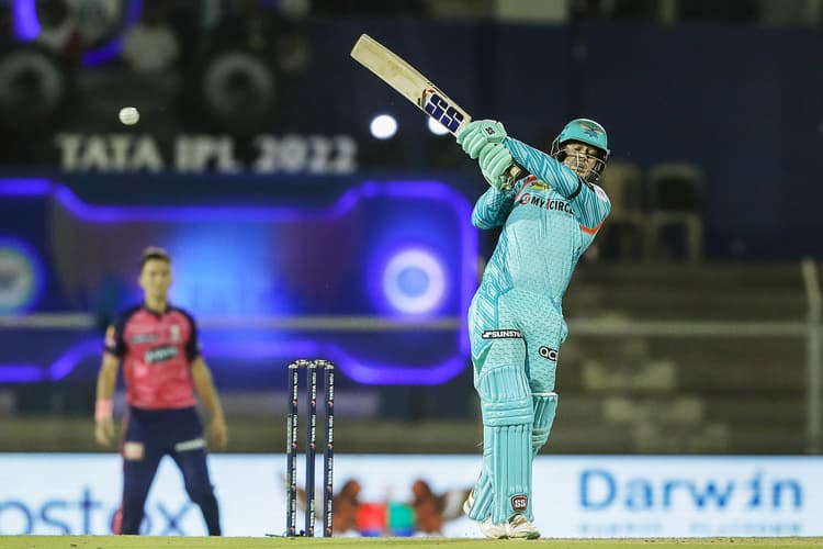 LSG vs RR, IPL 2022: राजस्थान रॉयल्स ने लखनऊ सुपर जायंट्स को 24 रन से हराया, प्लेऑफ का रोमांच बढ़ा