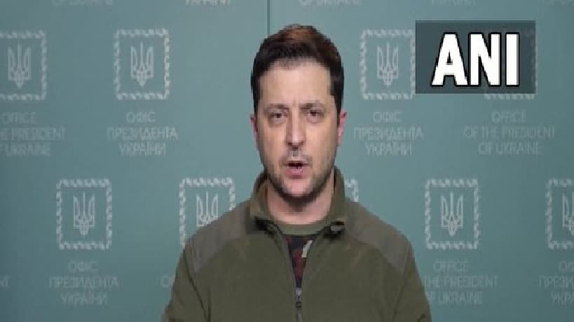 रूस से जंग लड़ने के लिए कैदियों को रिहा करेगा यूक्रेन, राष्ट्रपति जेलेंस्की बोले- सरेंडर नहीं करेंगे