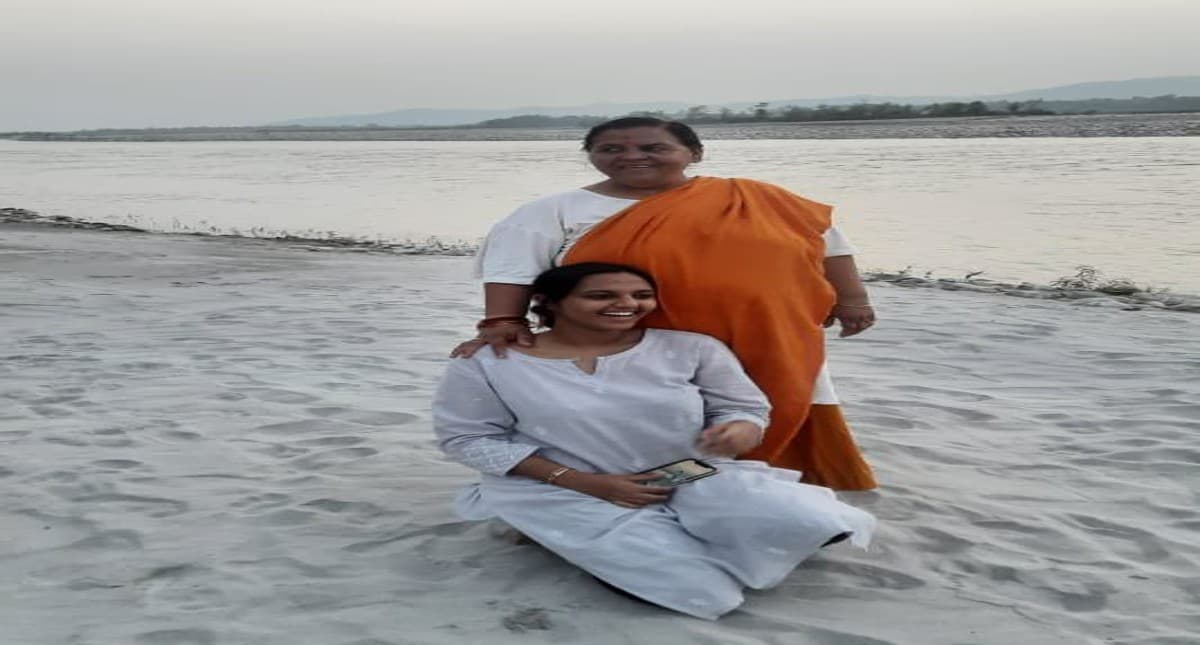 नौकरशाही पर बयान मामले में उमा भारती ने दिग्विजय सिंह को लिखा पत्र, कहा-दादा मैं अपनी भाषा सुधारूंगी