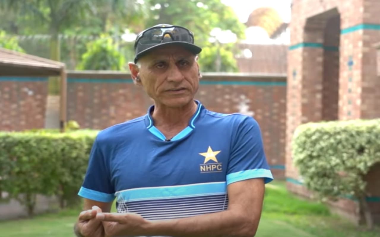 Asia Cup 2022: पाकिस्तान ने एशिया कप के लिये तेज गेंदबाज कोच किया नियुक्त