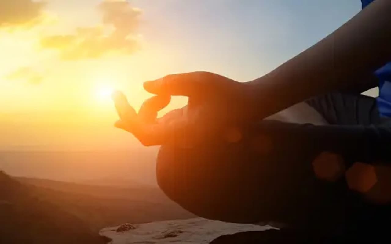 International Mind-Body Wellness Day 2024 : जानिए खास दिन का इतिहास, महत्व और इस साल की थीम