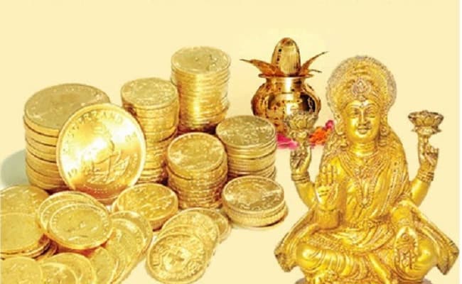 Akshaya Tritiya 2021 पर मां लक्ष्मी को प्रसन्न करने के लिए Gold के अलावा घर ला सकते हैं कौड़ियां, एकाक्षी नारियल, चरण पादुका समेत ये 9 चीजें, होगा अद्भुत लाभ