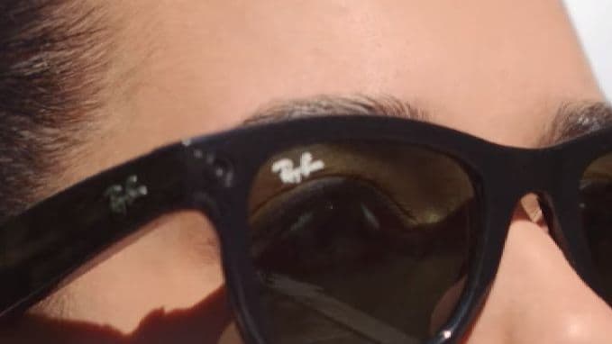 Facebook Smart Glass से हो सकती है आपकी जासूसी, जानें कीमत और खूबियां