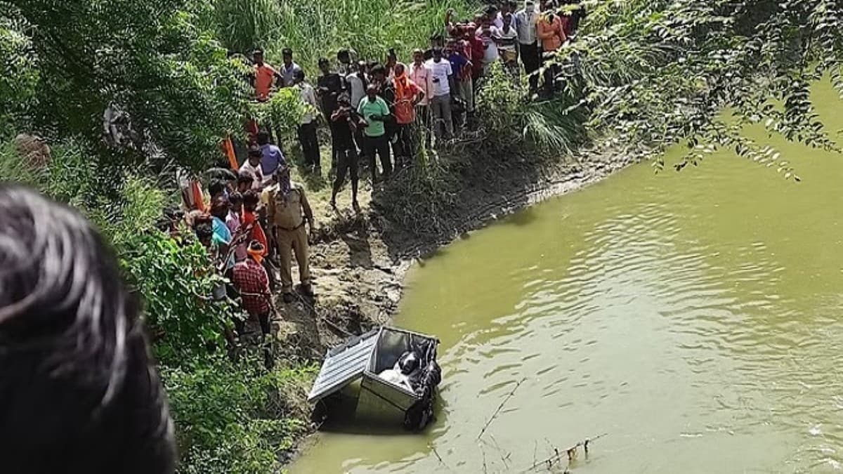 उन्नाव में नदी में बहते बक्से के अंदर मिला महिला का शव, 49 जिलों में अपराधियों को सजा दिलाने में खाकी फिसड्डी