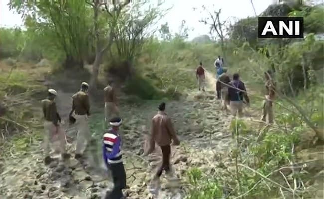 Unnao Case : खेत में मृत मिली दो दलित लड़कियों की मौत का कारण स्पष्ट नहीं, शरीर पर चोट का नहीं कोई निशान