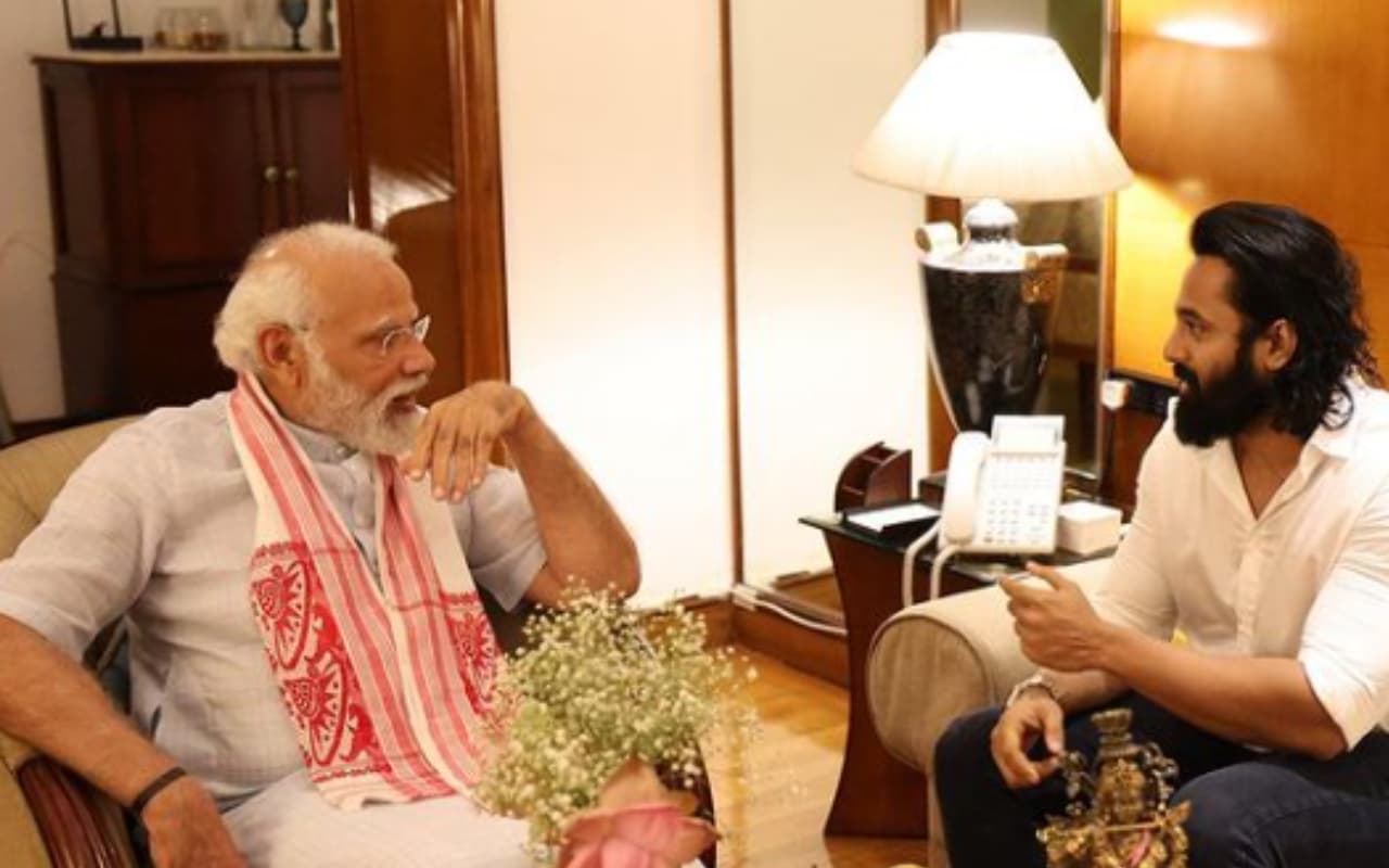 PM Modi से मिले मलयालम फिल्मों के एक्टर उन्नी मुकुंदन, पोस्ट शेयर कर कही दिल की बात
