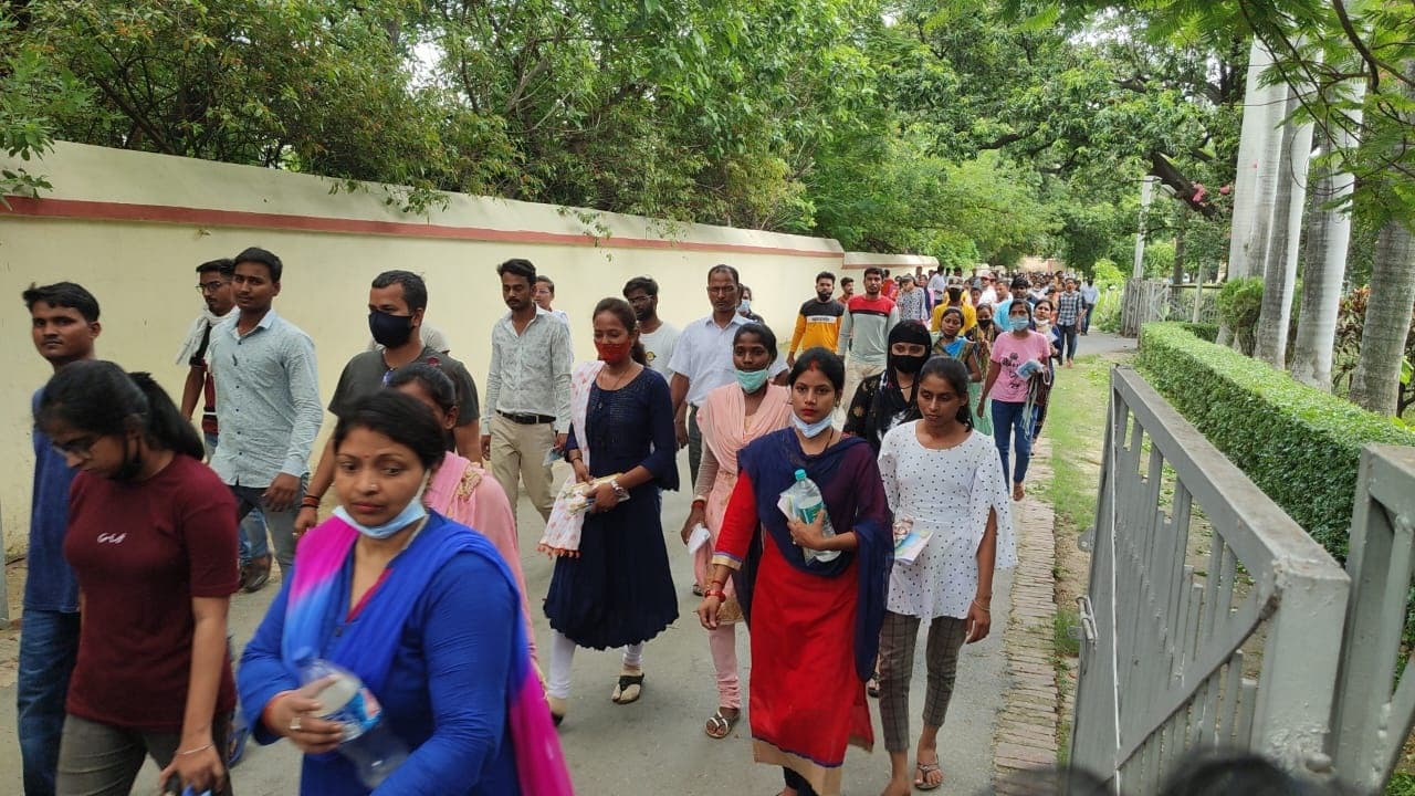 BEd Entrance Exam: बीएड एंट्रेंस एग्जाम की पहली मीटिंग समाप्त, प्रश्नों को लेकर छात्रों ने दिया ये जवाब