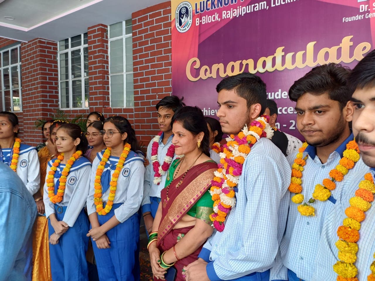 यूपी बोर्ड के 10वीं में 89.78 प्रतिशत परीक्षार्थी सफल, छात्राओं ने मारी बाजी, पिछले एक दशक का रिकॉर्ड टूटा