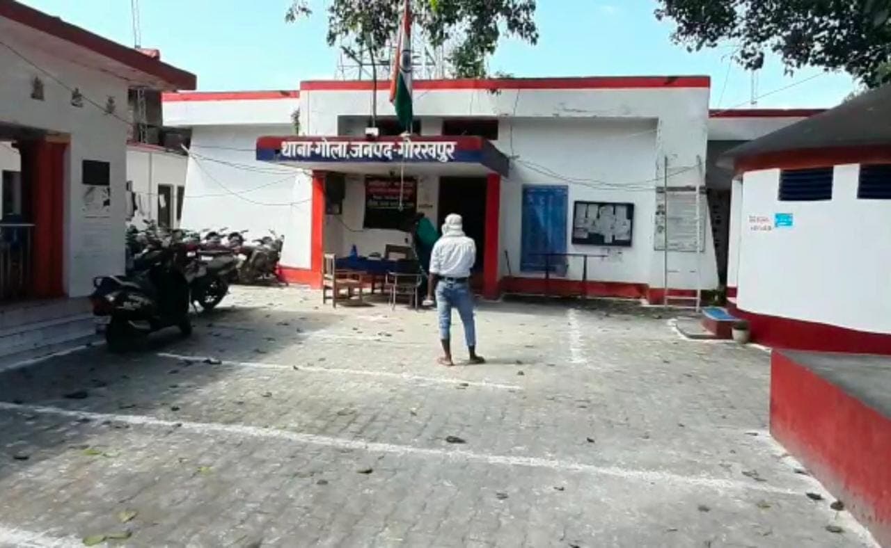 Gorakhpur News: गोला में जमीनी रंजिश को लेकर दो पक्षों के बीच जमकर मारपीट, एक बुजुर्ग की मौत