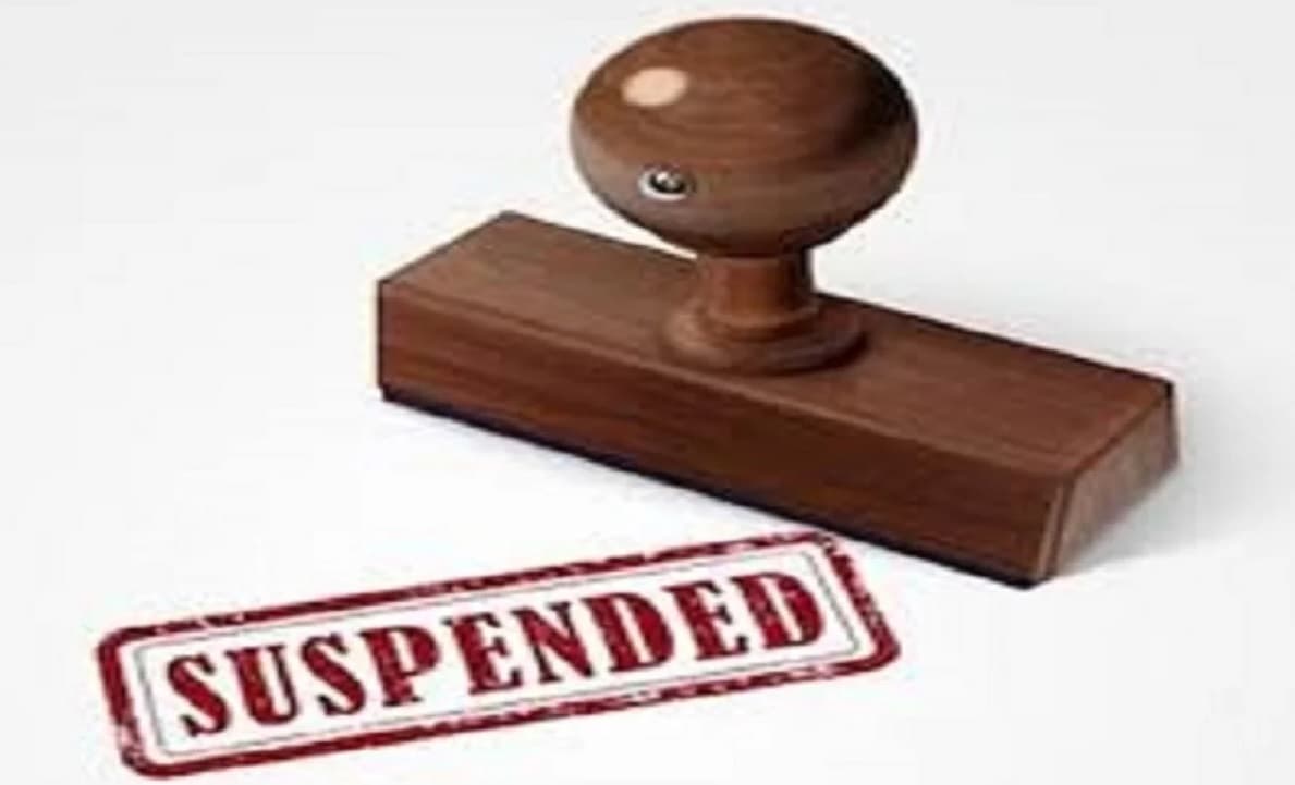 UP News: स्वास्थ्य अधिकारी को महंगा पड़ा अस्पतालों के नाम उर्दू में लिखने का आदेश देना, हुए निलंबित