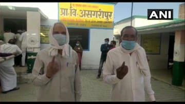UP Panchayat Election : कोरोना काल में दूसरे चरण के लिए 20 जिलों में मतदान जारी, ग्राम पंचायत पढ़ुआ में हंगामा